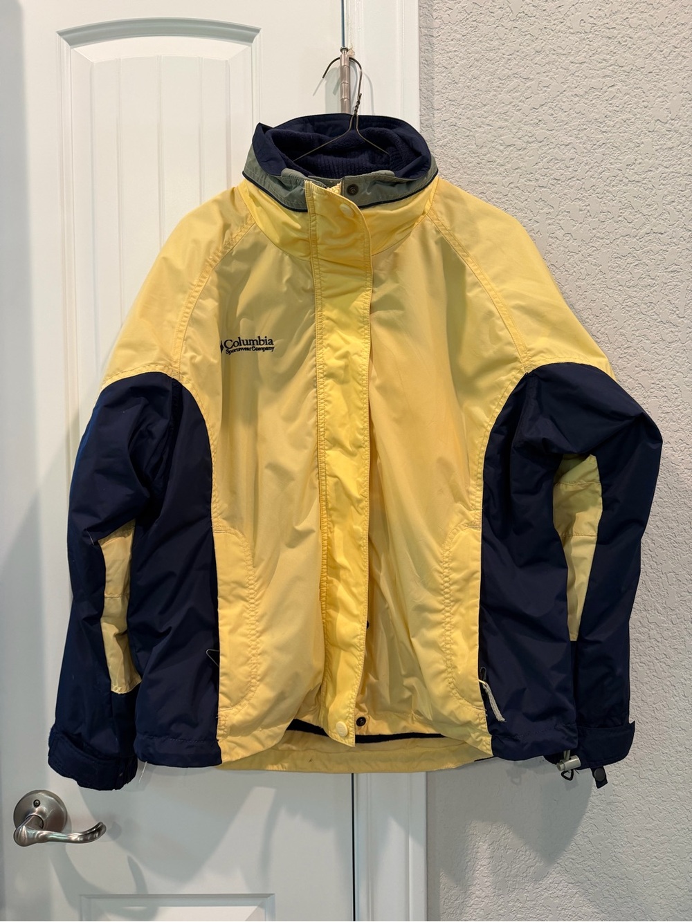 Columbia Women’s Yellow & Navy Waterproof Jacket